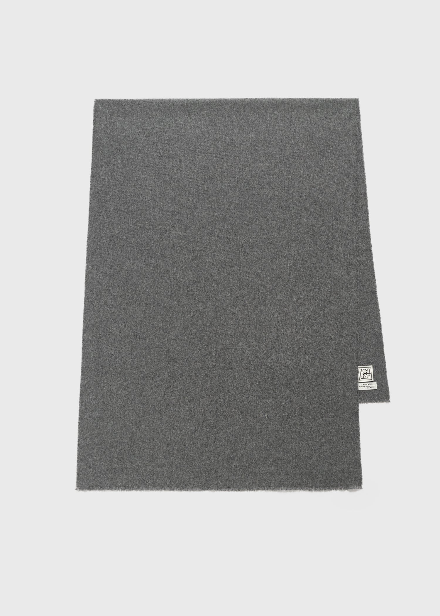 Wide classic wool scarf mid grey - Image 6