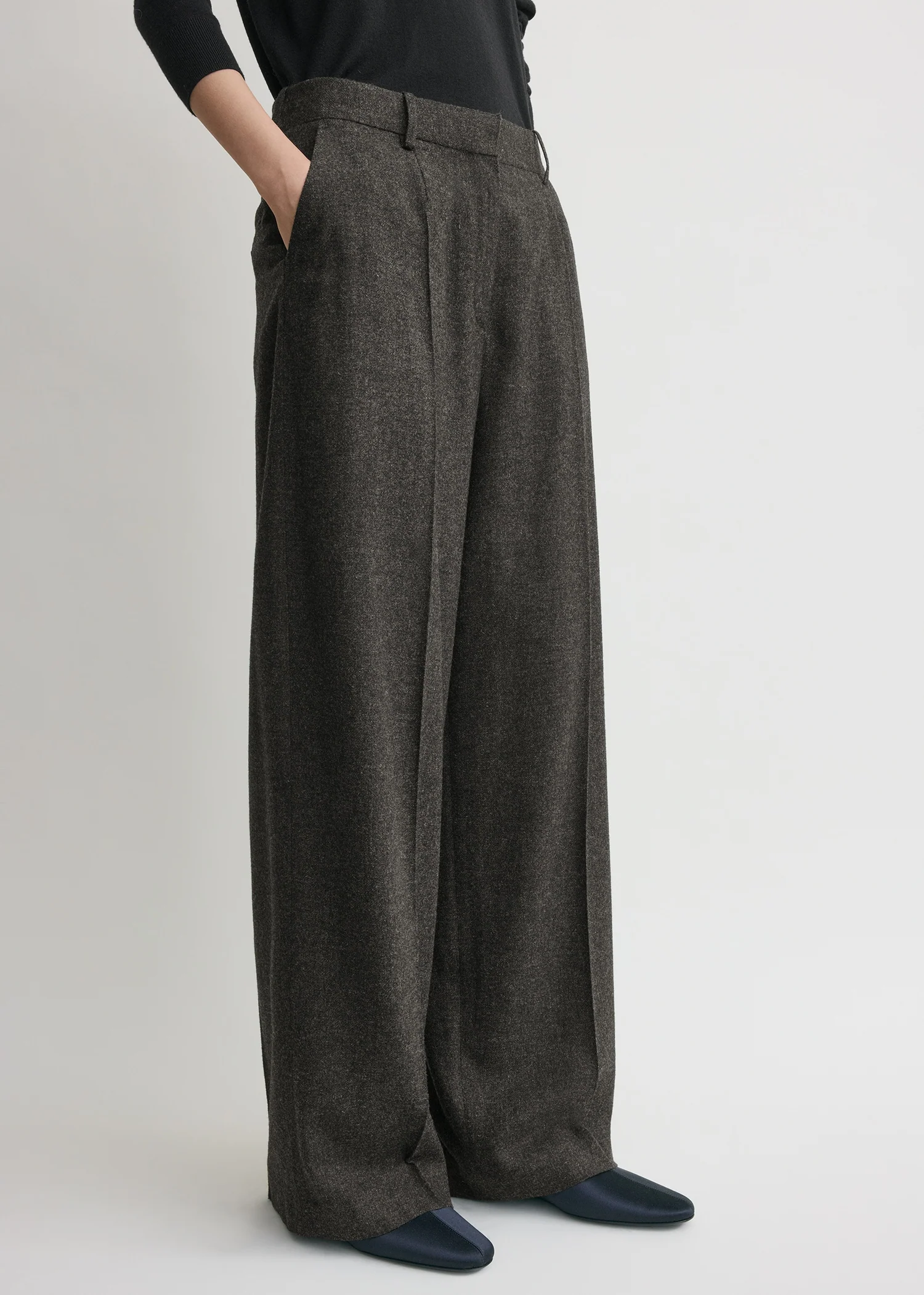 Wide flannel trousers charcoal petite - Image 4