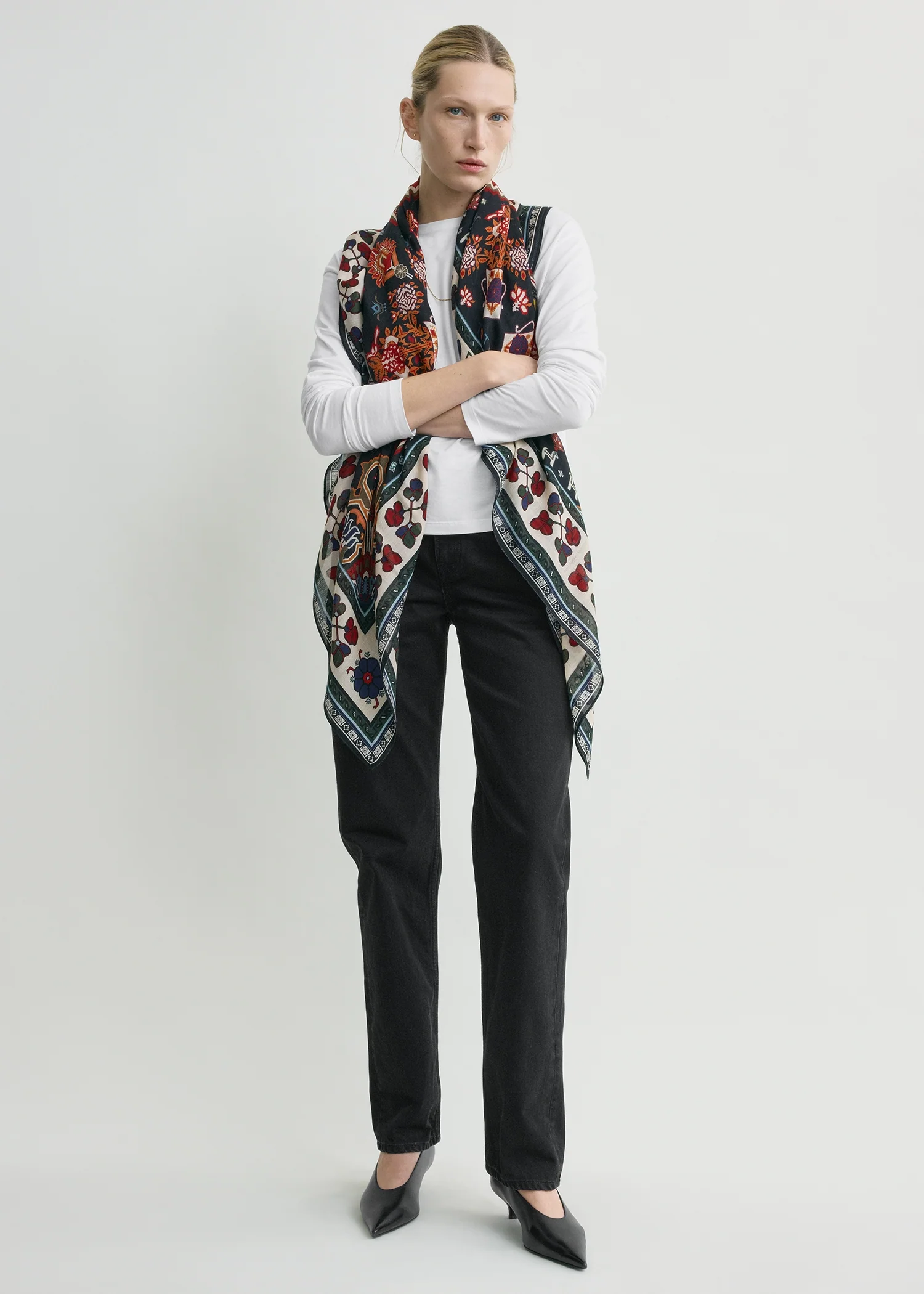 Winter blanket scarf navy/red - Image 2