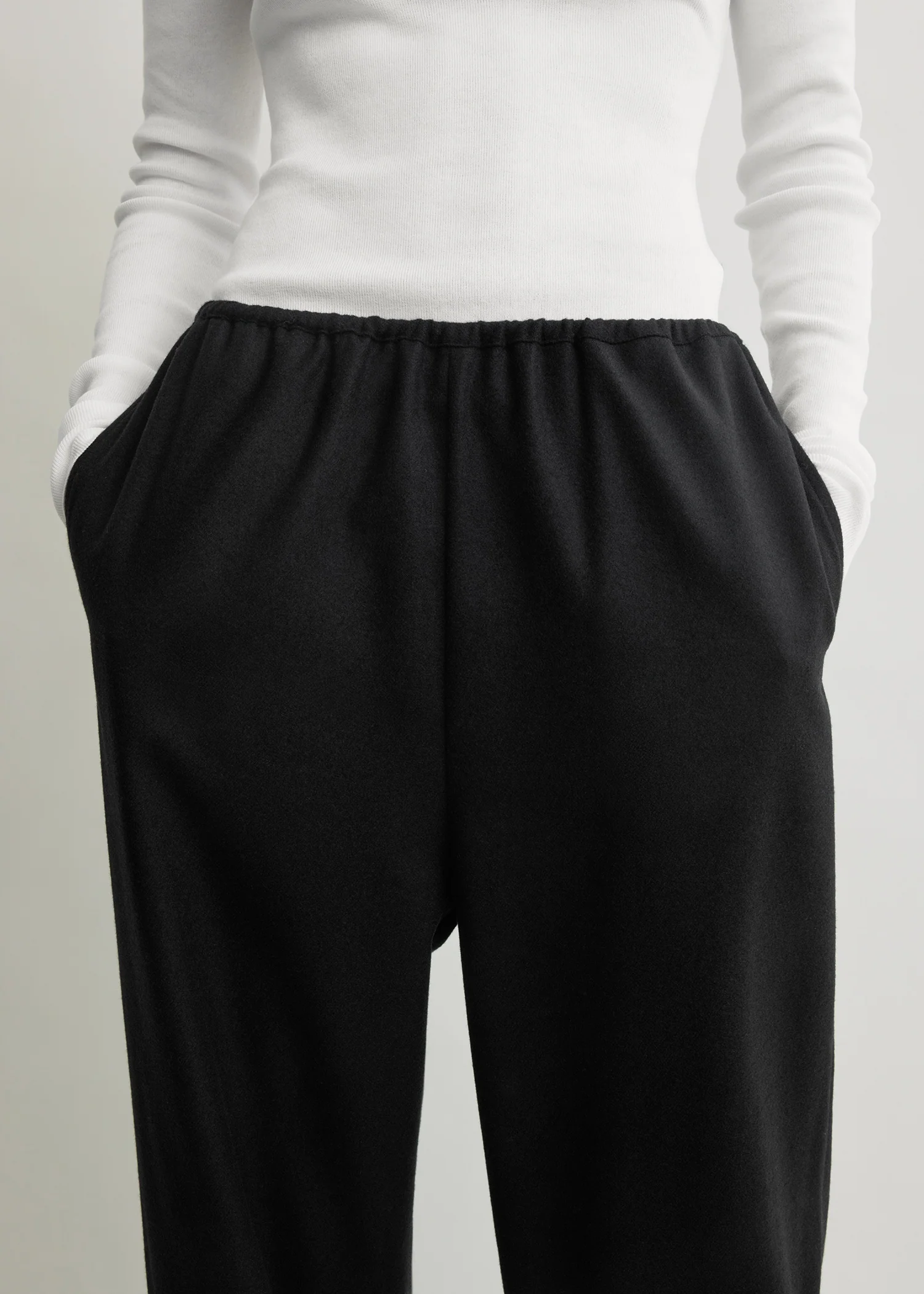 Winter pj bottoms black - Image 4