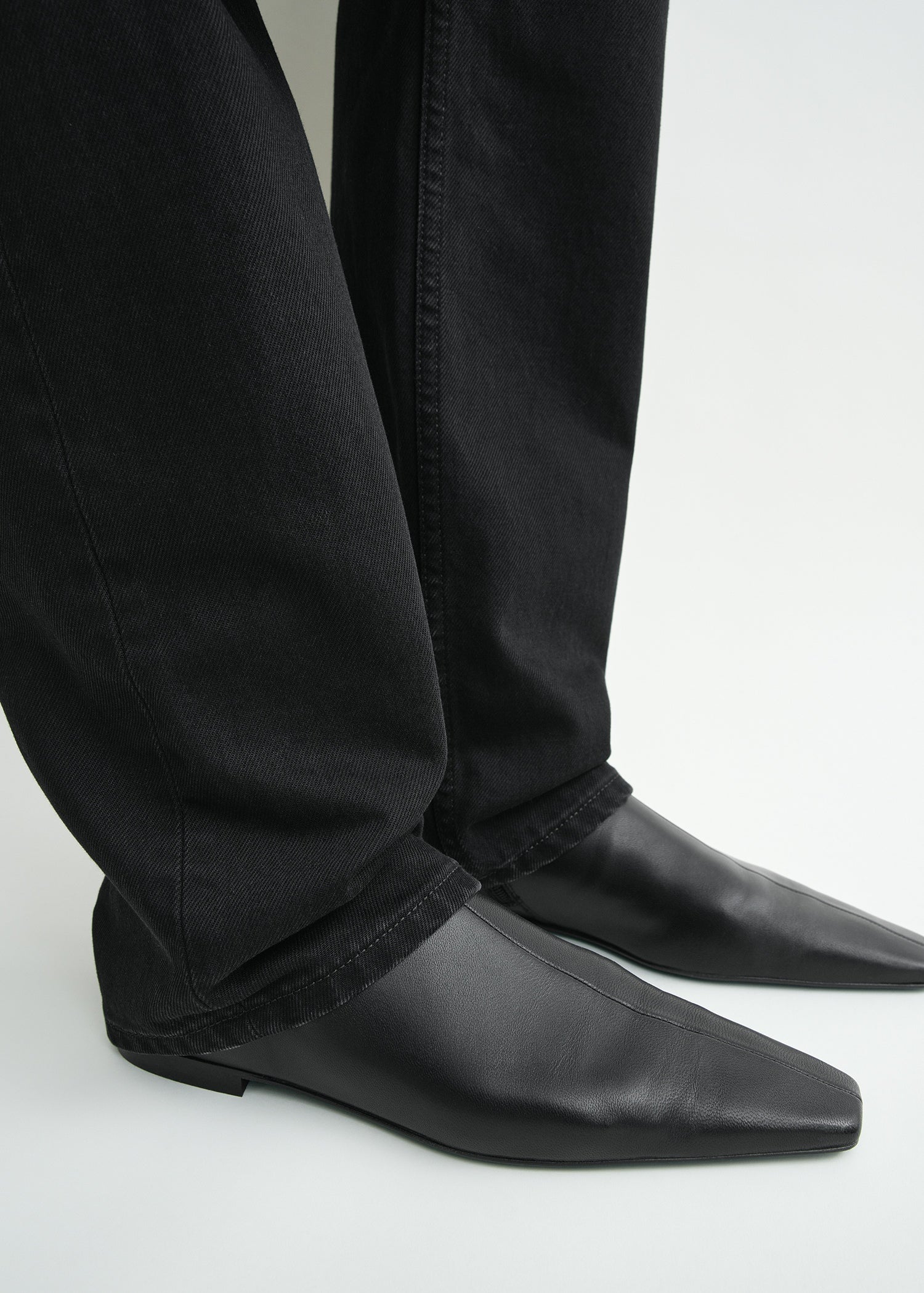 Zipped leather chelsea boots black - Image 3